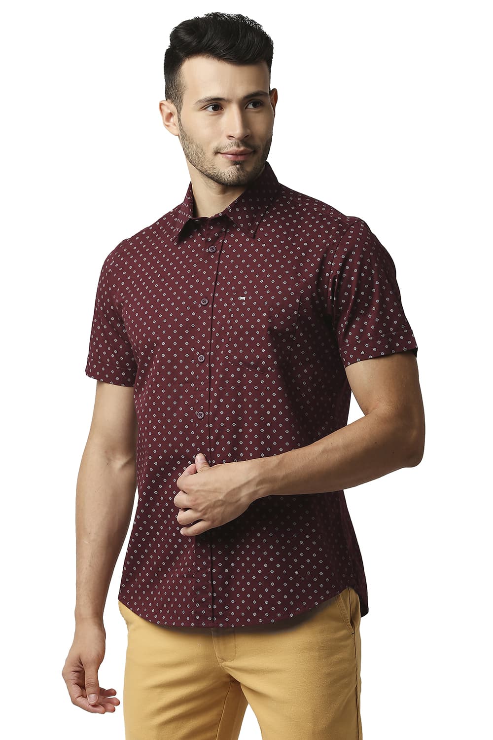 BASICS SLIM FIT TWILL PRINTED HALFSLEEVES SHIRT