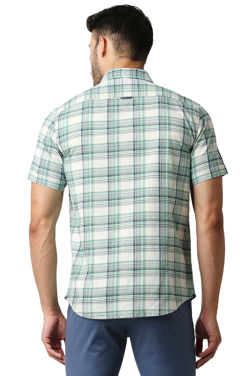 BASICS SLIM FIT TWILL CHECKS HALFSLEEVES SHIRT