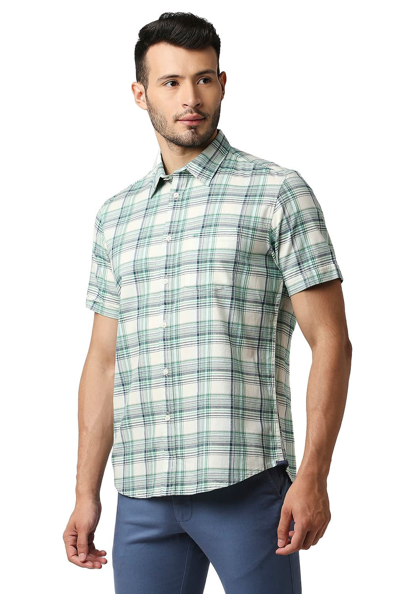 BASICS SLIM FIT TWILL CHECKS HALFSLEEVES SHIRT