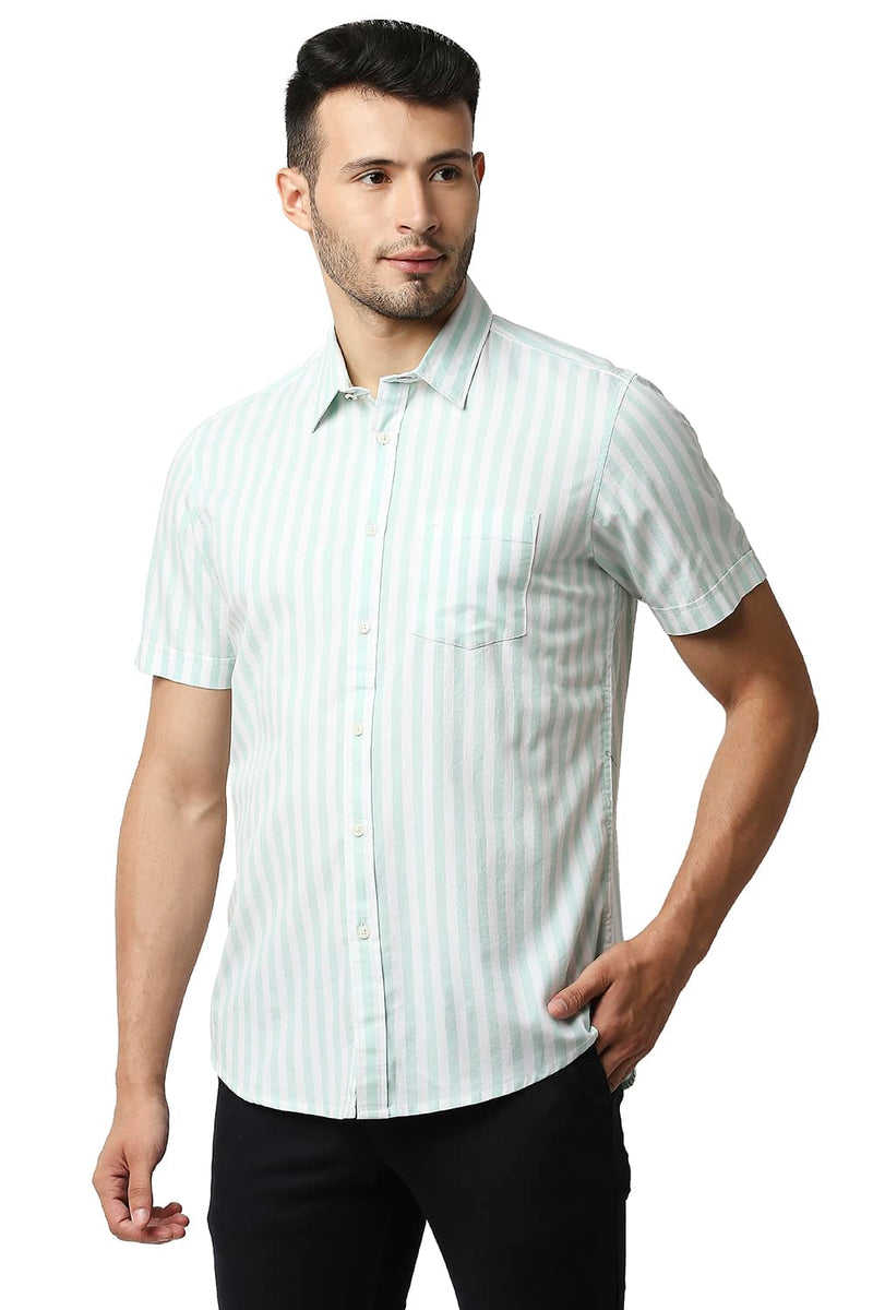 BASICS SLIM FIT HERRING BONE STRIPE HALFSLEEVES SHIRT