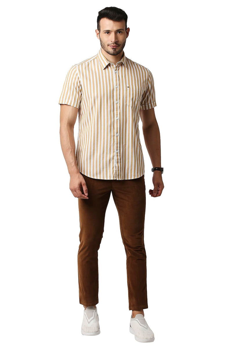 BASICS SLIM FIT HERRING BONE STRIPE HALFSLEEVES SHIRT