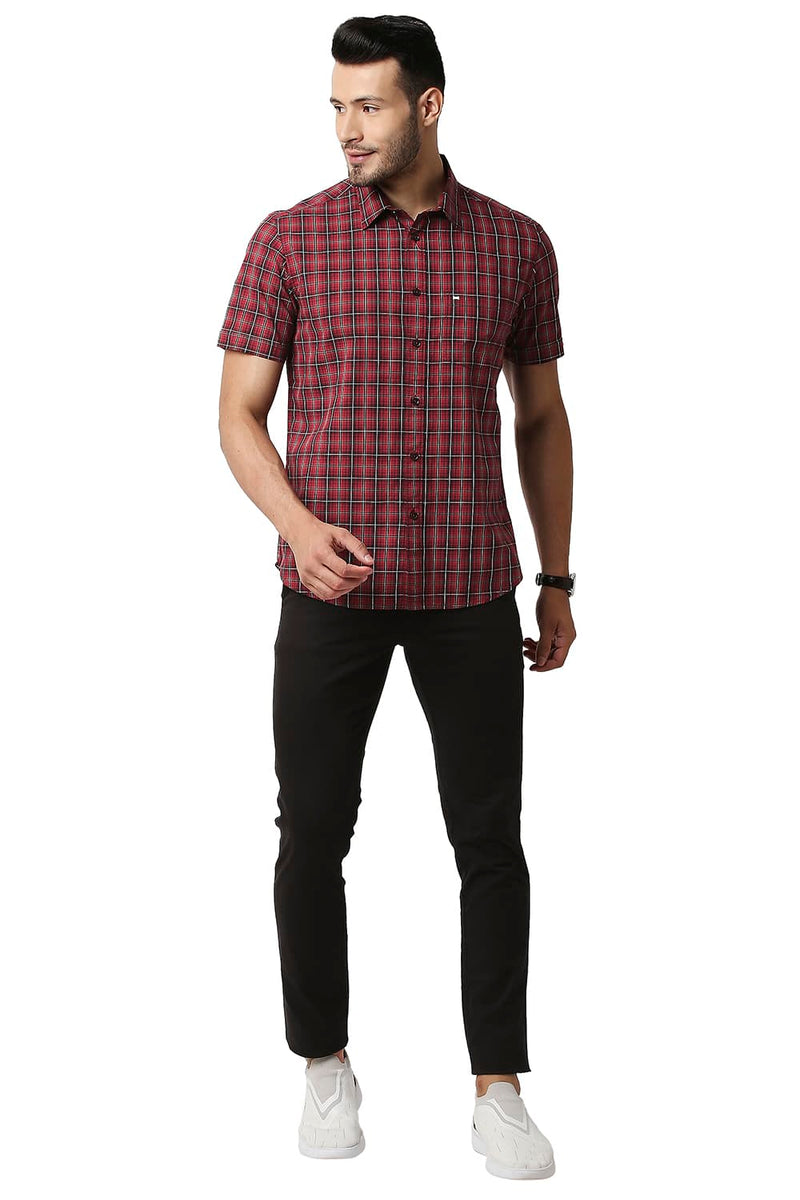 BASICS SLIM FIT COTTON CHECKS HALFSLEEVES SHIRT