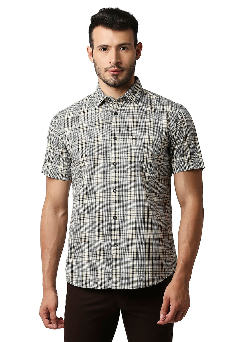 BASICS SLIM FIT COTTON CHECKS HALFSLEEVES SHIRT