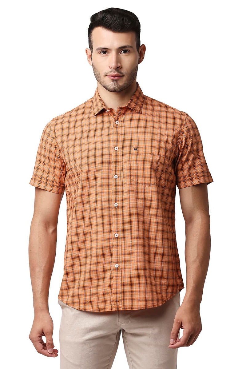 BASICS SLIM FIT COTTON CHECKS HALFSLEEVES SHIRT