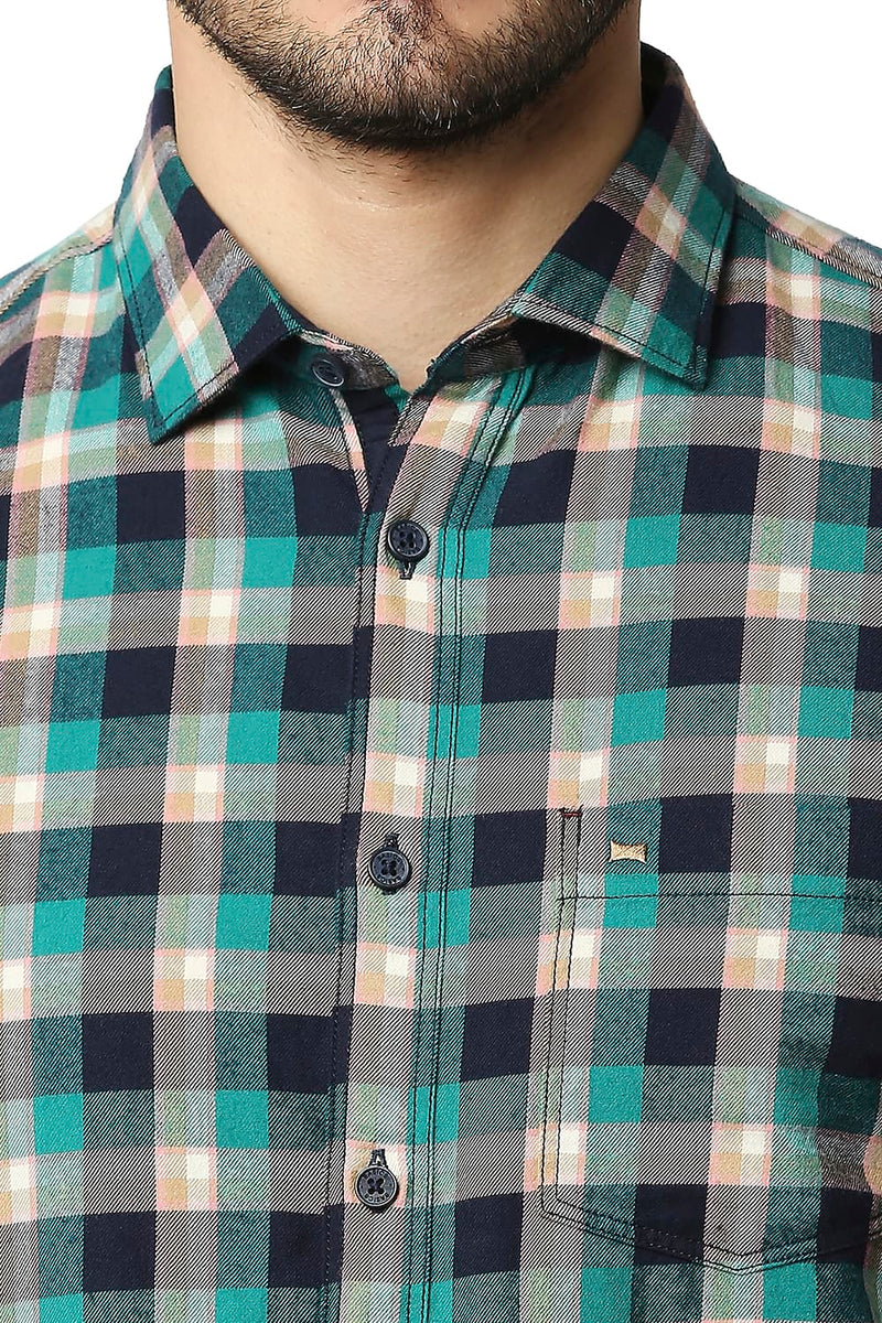 BASICS SLIM FIT BRUSHED TWILL CHECKS HALFSLEEVES SHIRT