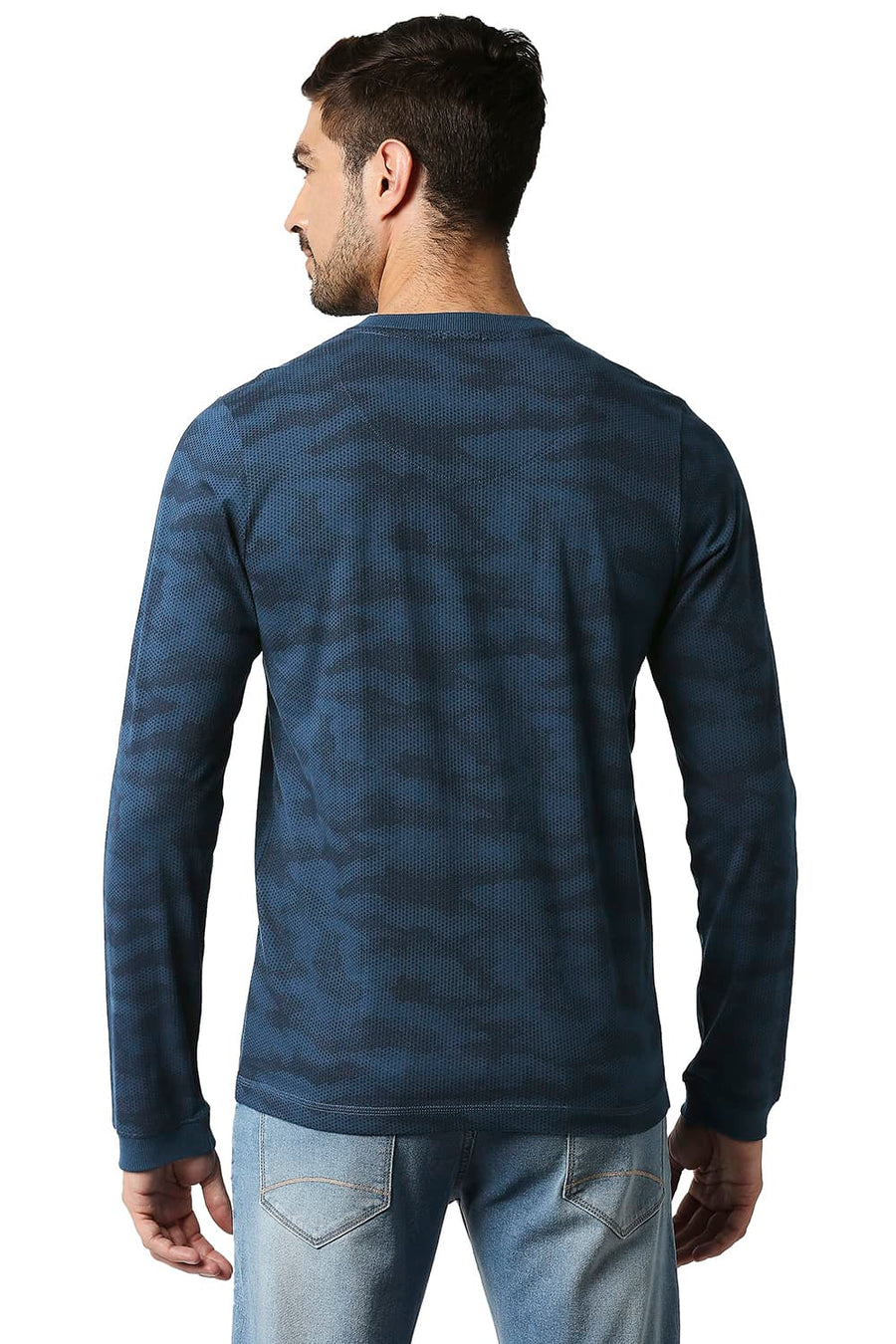 BASICS MUSCLE FIT KEY LARGO HENLEY T-SHIRT