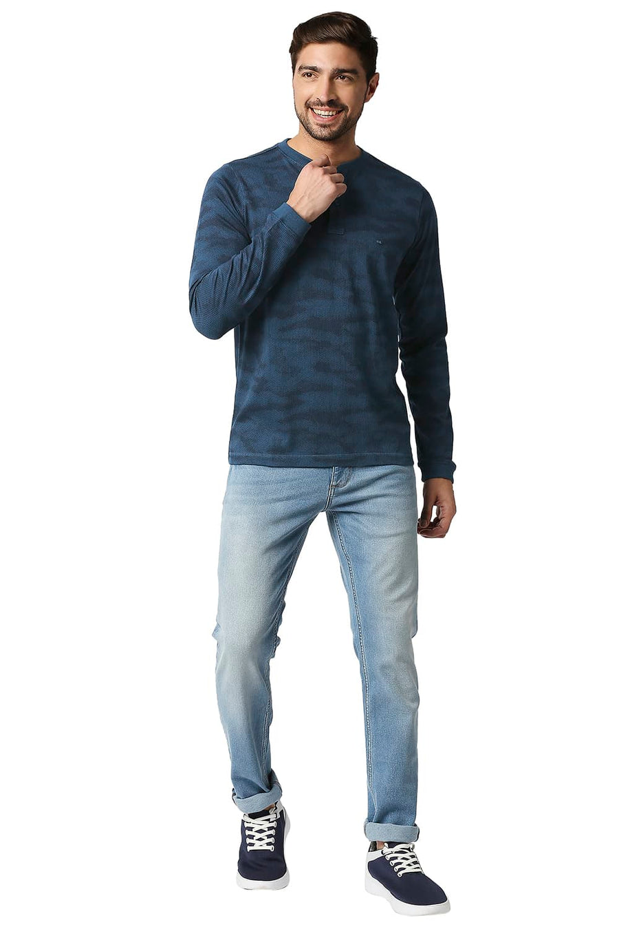 BASICS MUSCLE FIT KEY LARGO HENLEY T-SHIRT