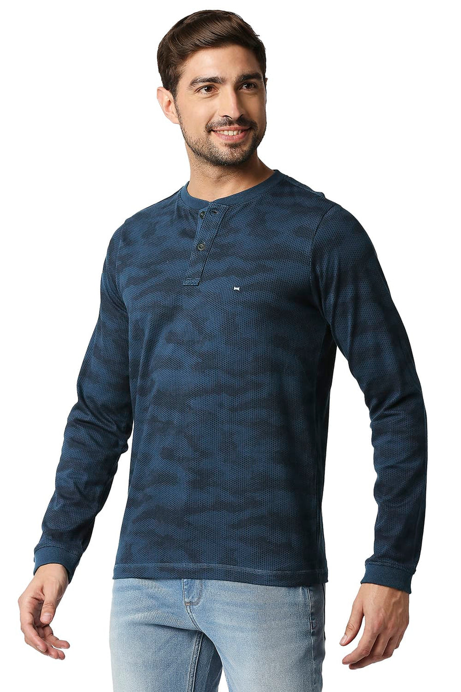 BASICS MUSCLE FIT KEY LARGO HENLEY T-SHIRT