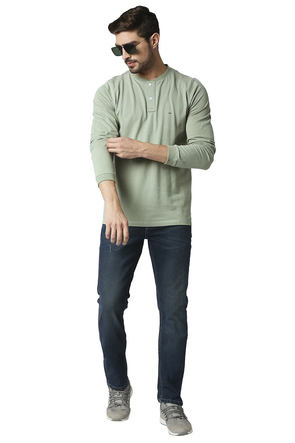 BASICS MUSCLE FIT HENLEY T-SHIRT