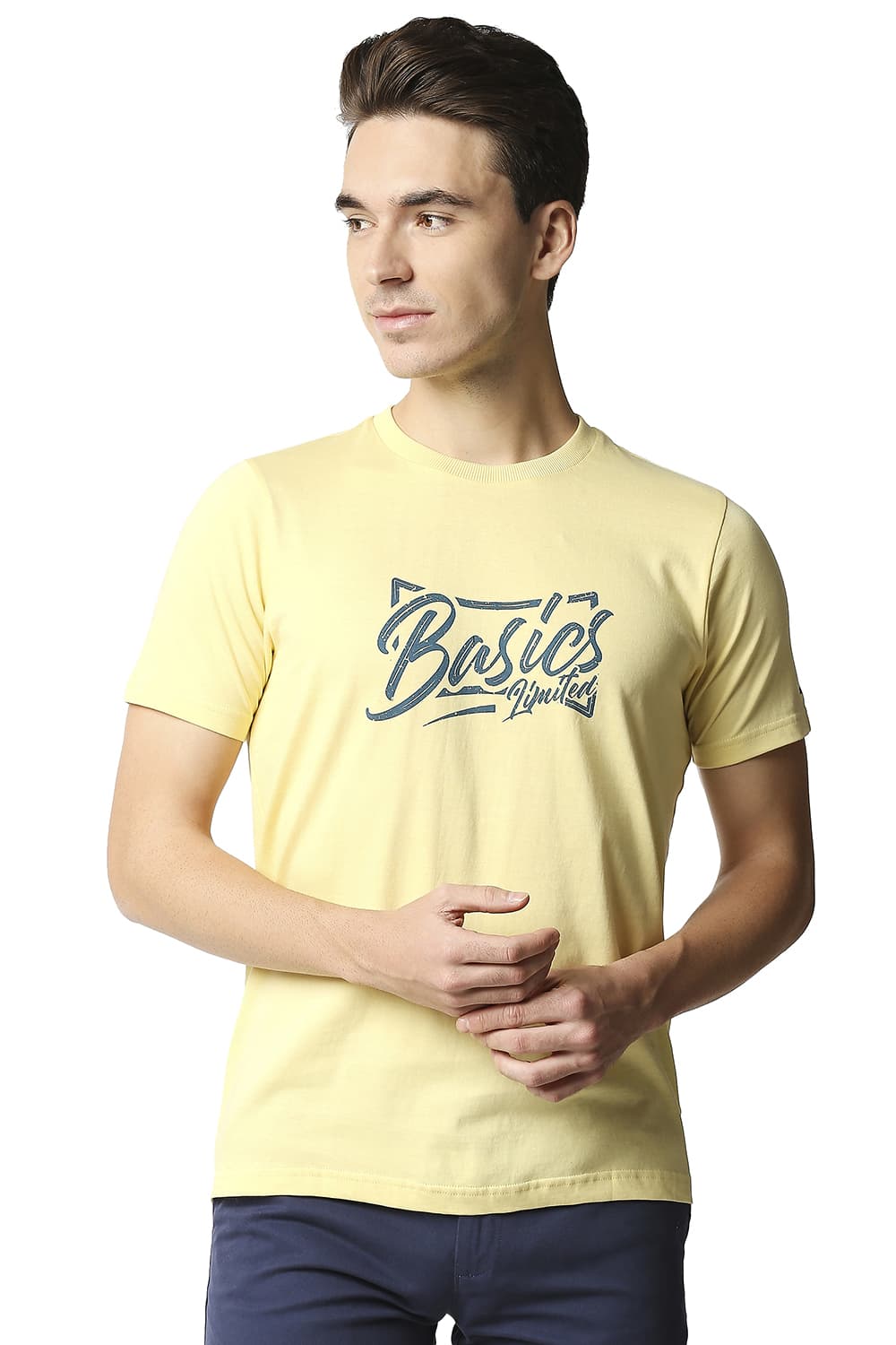 BASICS MUSCLE FIT CREW NECK T-SHIRT