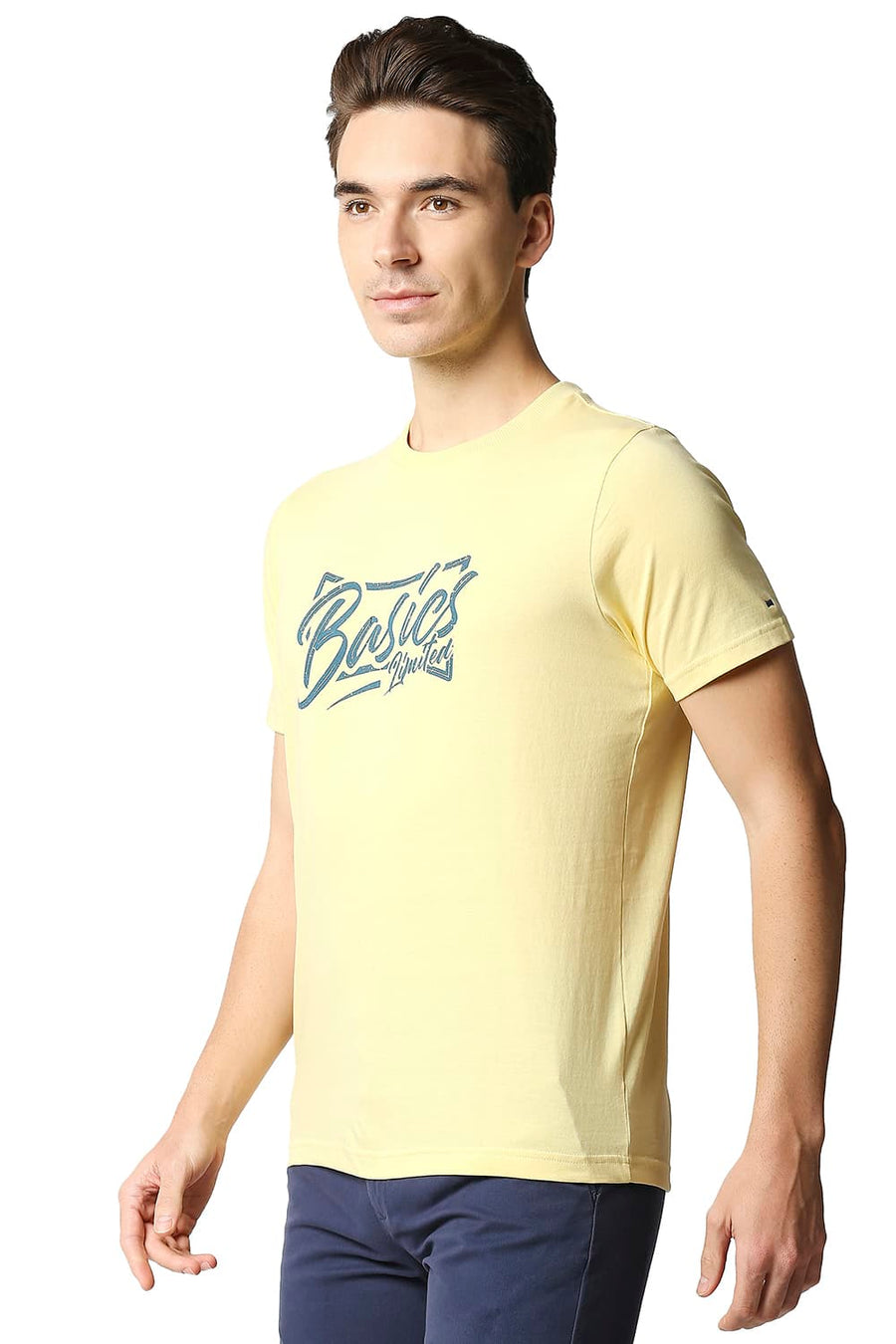 BASICS MUSCLE FIT FRENCH VANILLA CREW NECK T-SHIRT