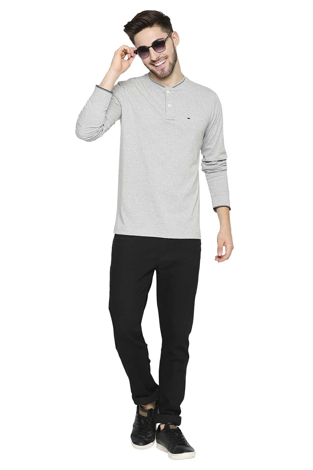 BASICS MUSCLE FIT HENLEY T-SHIRT