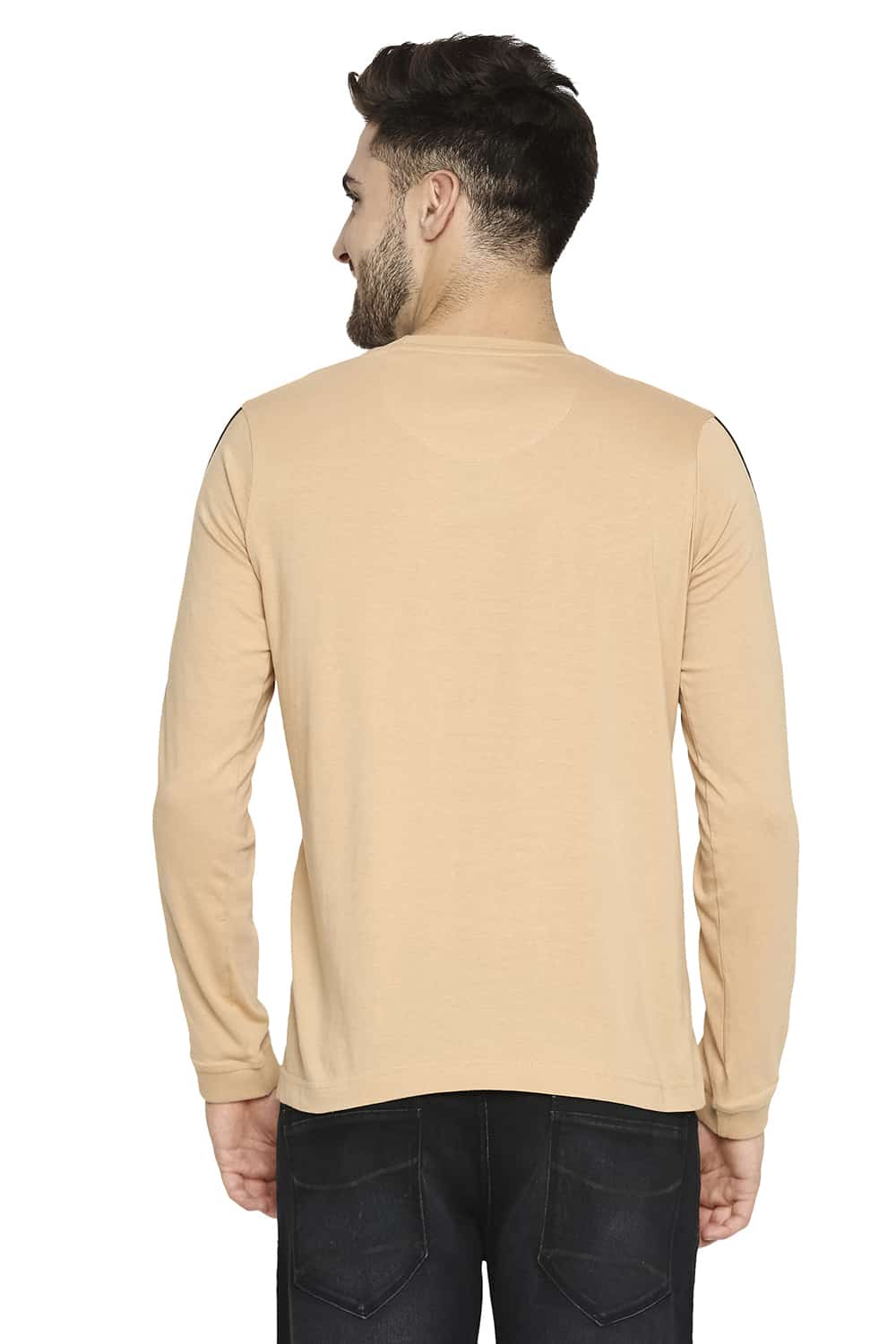 BASICS MUSCLE FIT CREW NECK T-SHIRT