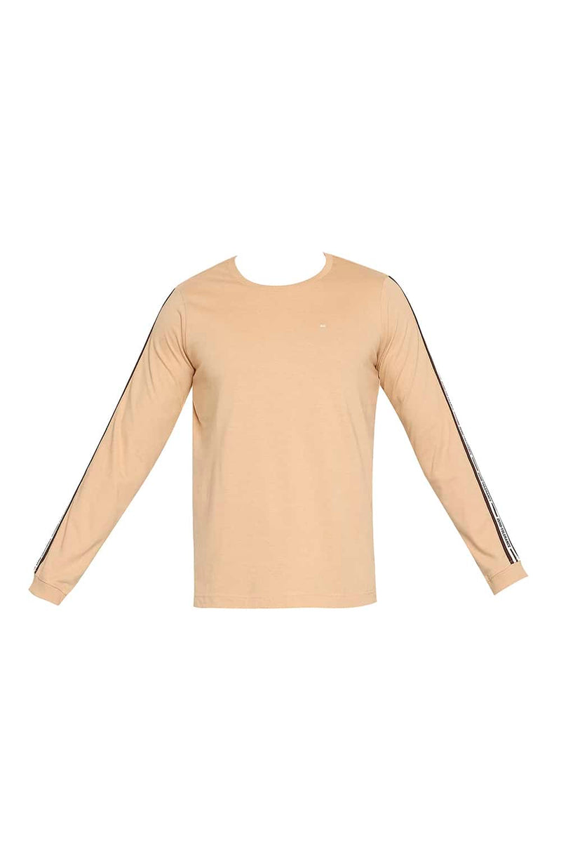 BASICS MUSCLE FIT CREW NECK T-SHIRT