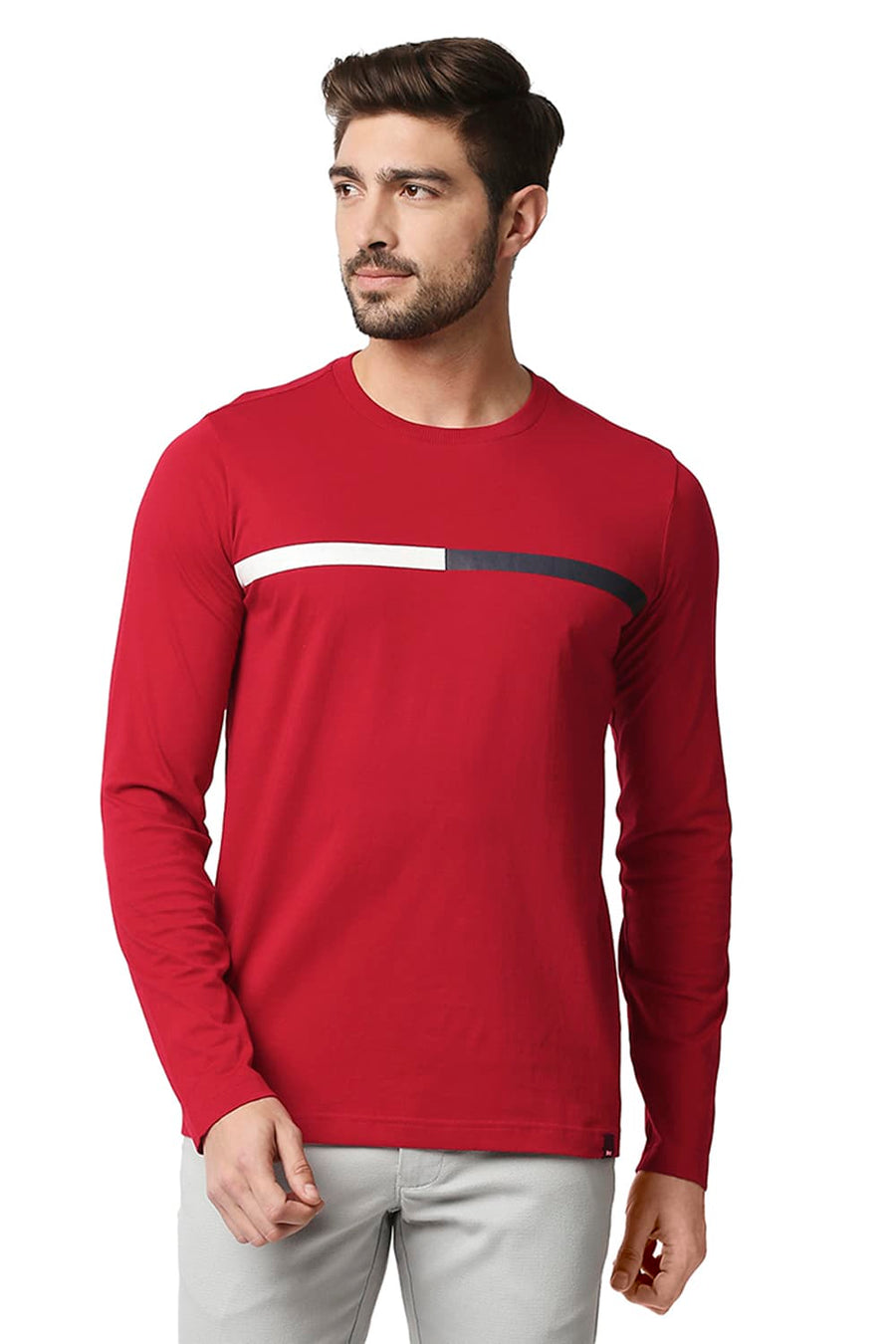 BASICS MUSCLE FIT CHILLI PEPPER CREW NECK T-SHIRT