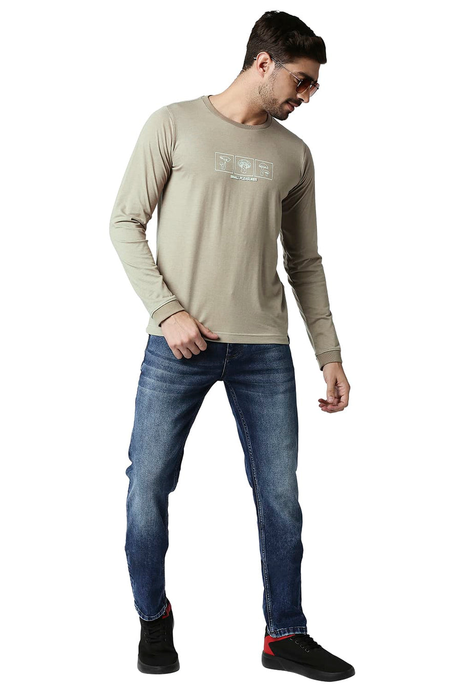 BASICS MUSCLE FIT OVERLAND TREK CREW T-SHIRT