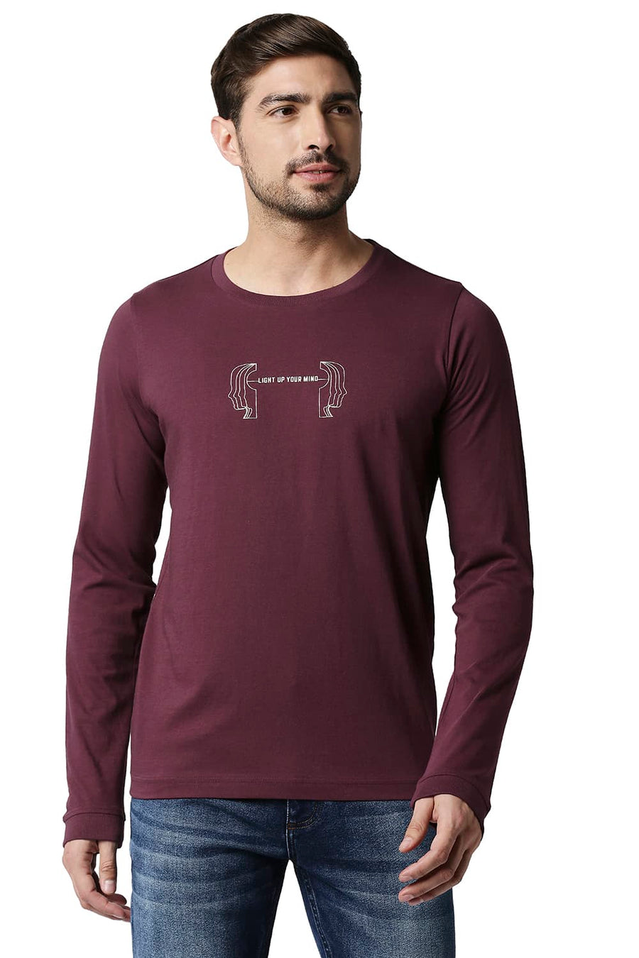 BASICS MUSCLE FIT MAROON BANNER CREW T-SHIRT