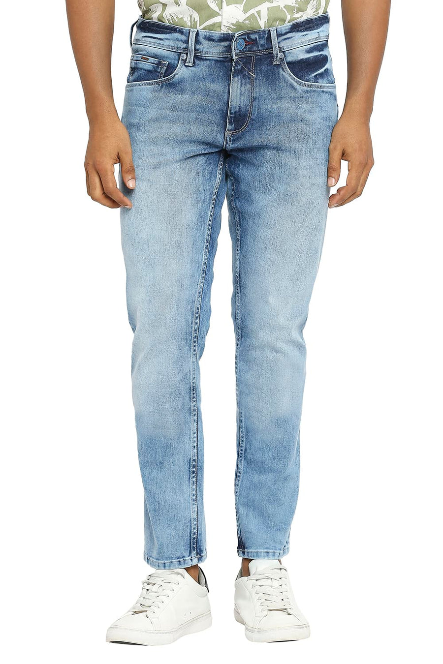 BASICS BLADE FIT FADED DENIM STRETCH JEANS