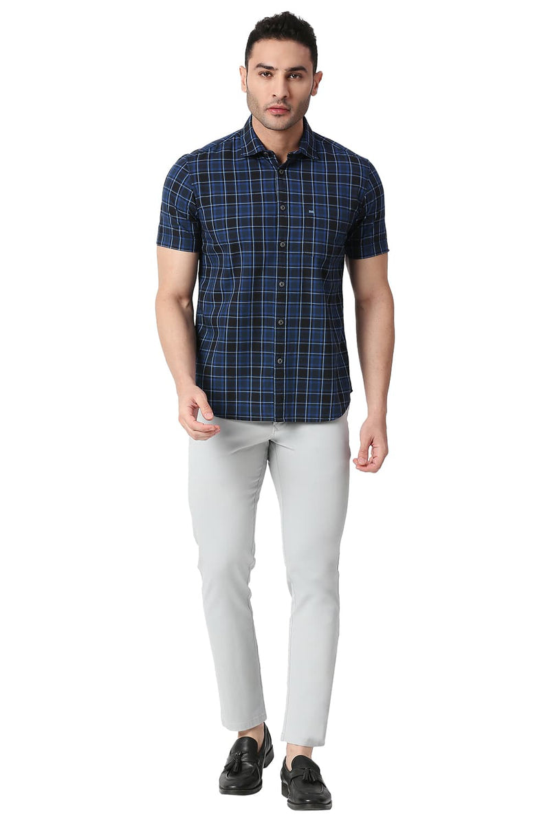 BASICS SLIM FIT COTTON CHECKS HALFSLEEVES SHIRT