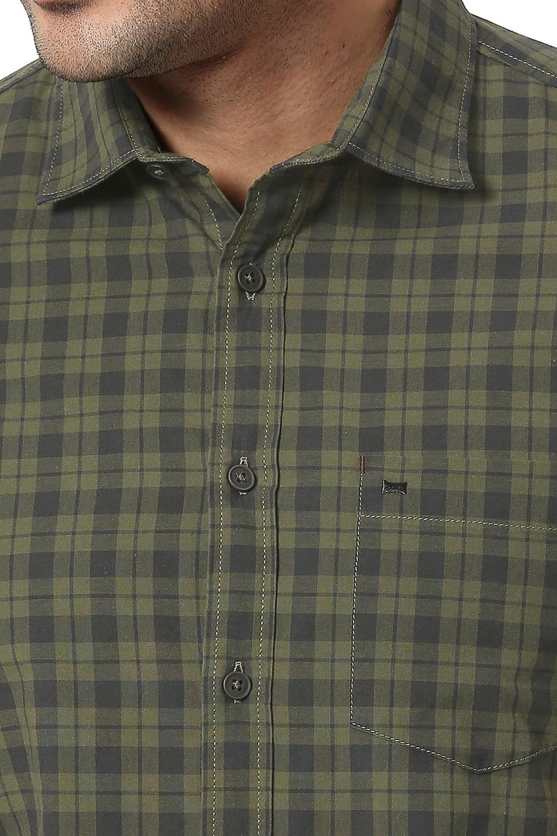 BASICS SLIM FIT COTTON CHECKS HALFSLEEVES SHIRT