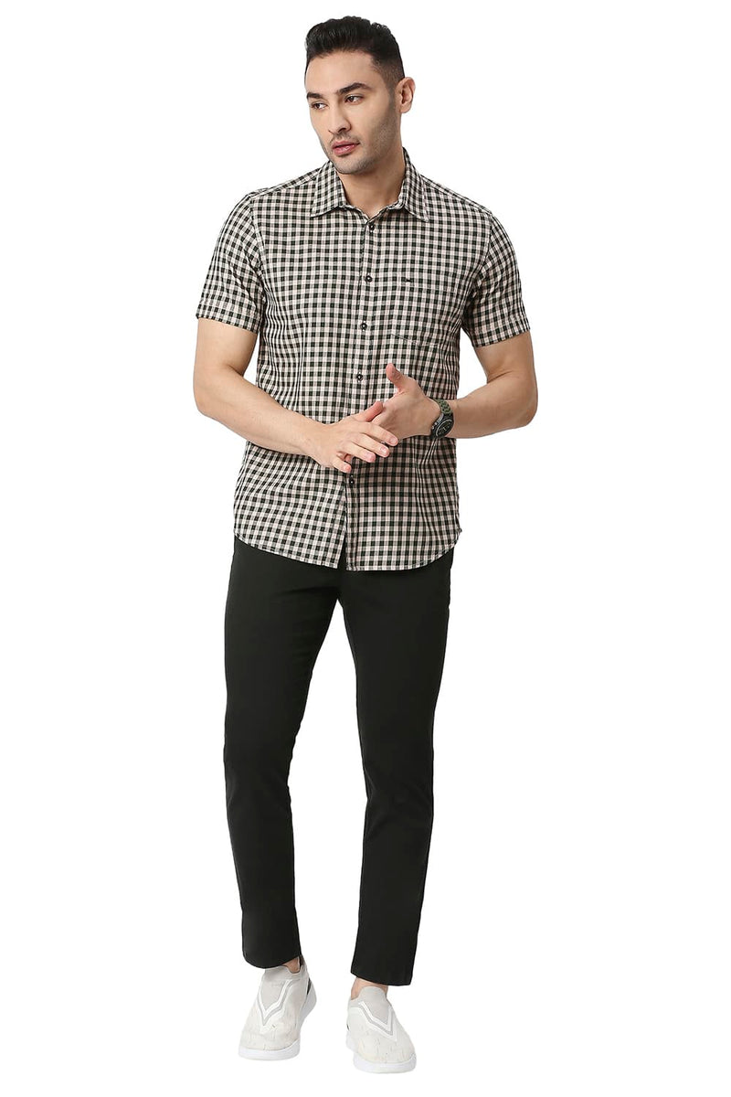 BASICS SLIM FIT COTTON TWILL CHECKS HALFSLEEVES SHIRT