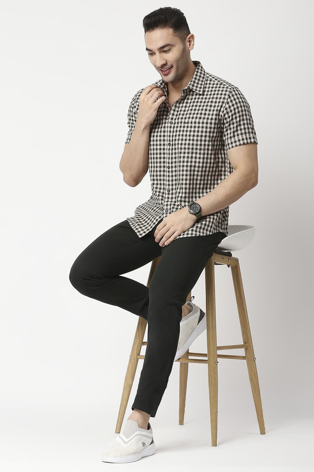 Slim Fit Cotton Twill Checks Halfsleeves Shirt