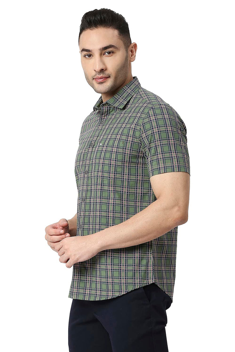 BASICS SLIM FIT COTTON CHECKS HALFSLEEVES SHIRT