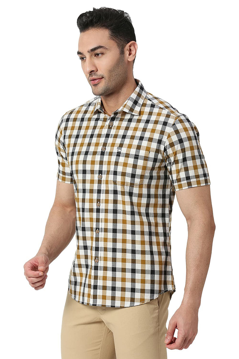 BASICS SLIM FIT COTTON CHECKS HALFSLEEVES SHIRT