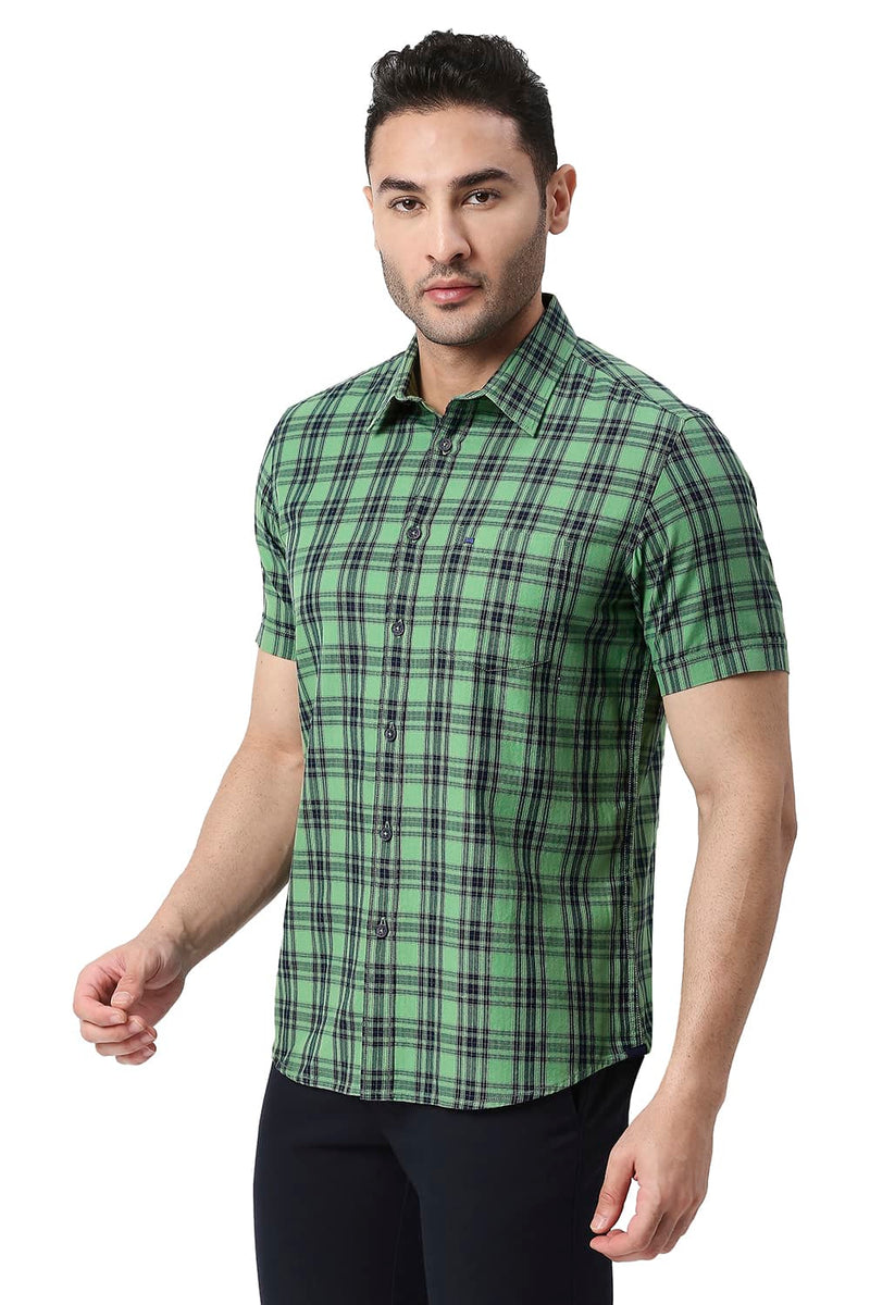 BASICS SLIM FIT COTTON TWILL CHECKS HALFSLEEVES SHIRT