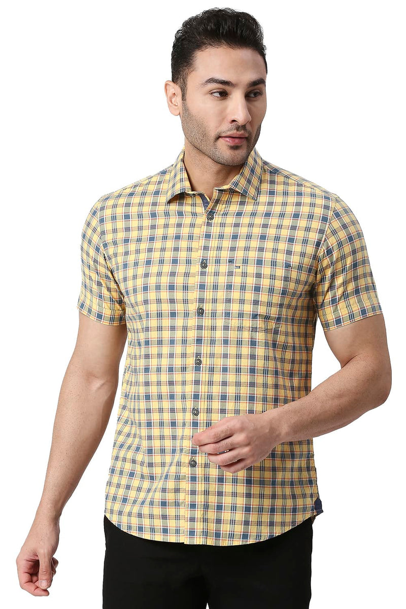 BASICS SLIM FIT COTTON OXFORD CHECKS HALFSLEEVES SHIRT