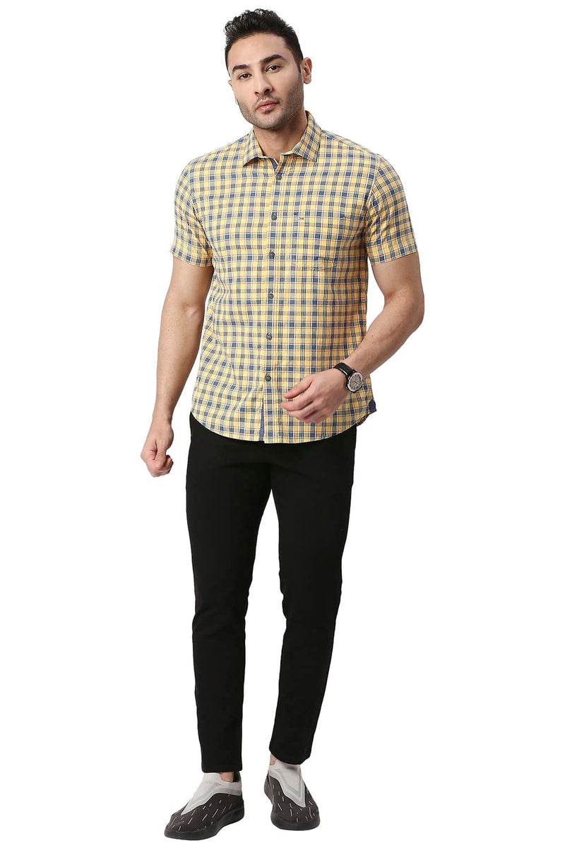 BASICS SLIM FIT COTTON OXFORD CHECKS HALFSLEEVES SHIRT