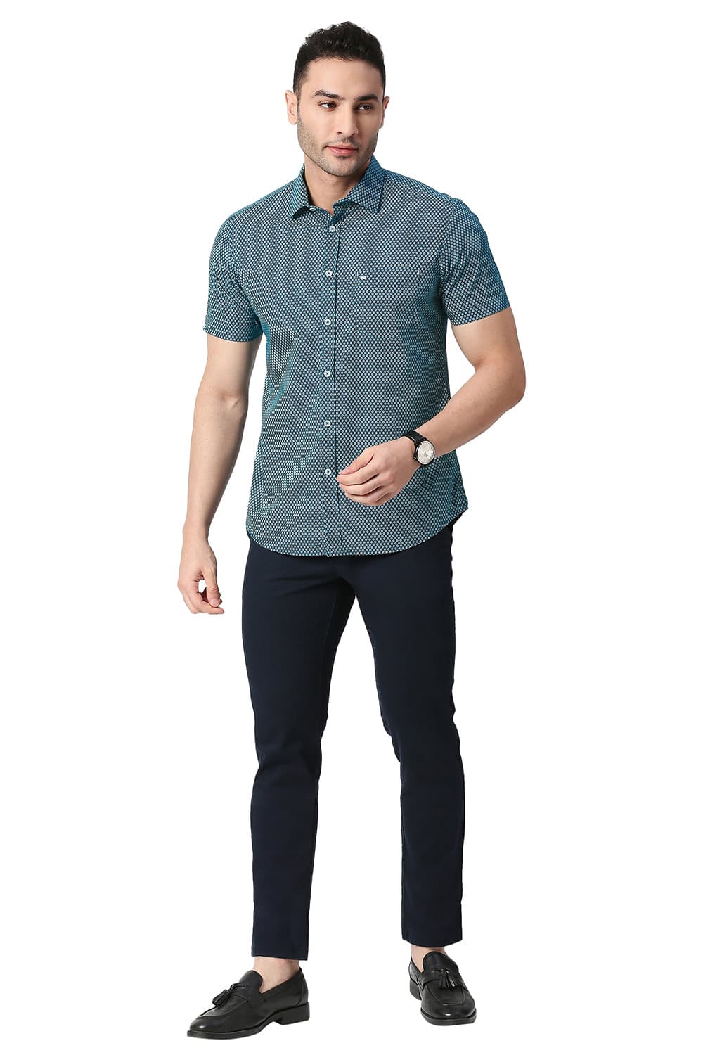 BASICS SLIM FIT COTTON POPLIN PRINTED HALFSLEEVES SHIRT