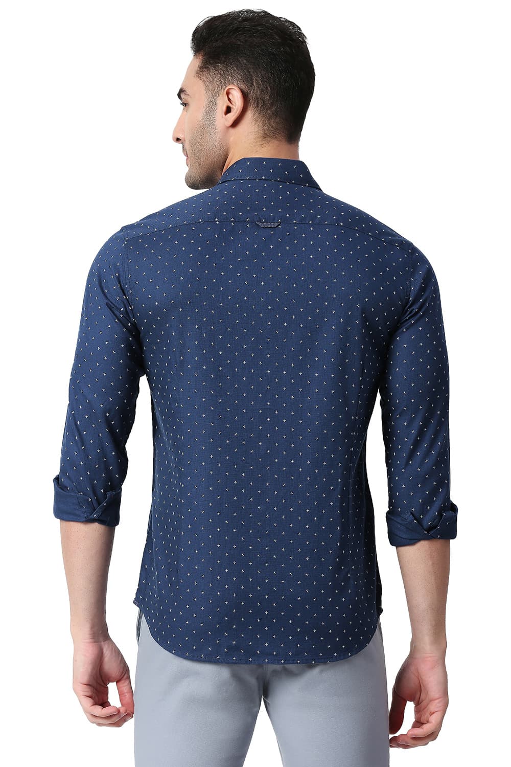 BASICS SLIM FIT COTTON DOBBY PRINTED SHIRT