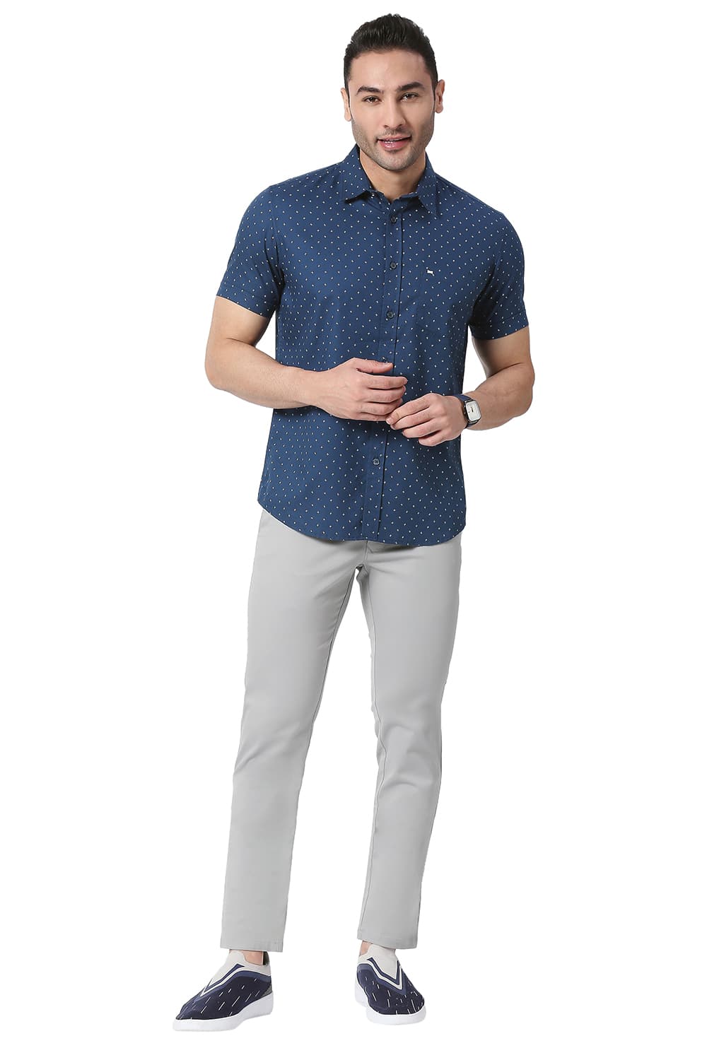 BASICS SLIM FIT COTTON DOBBY PRINTED HALFSLEEVES SHIRT