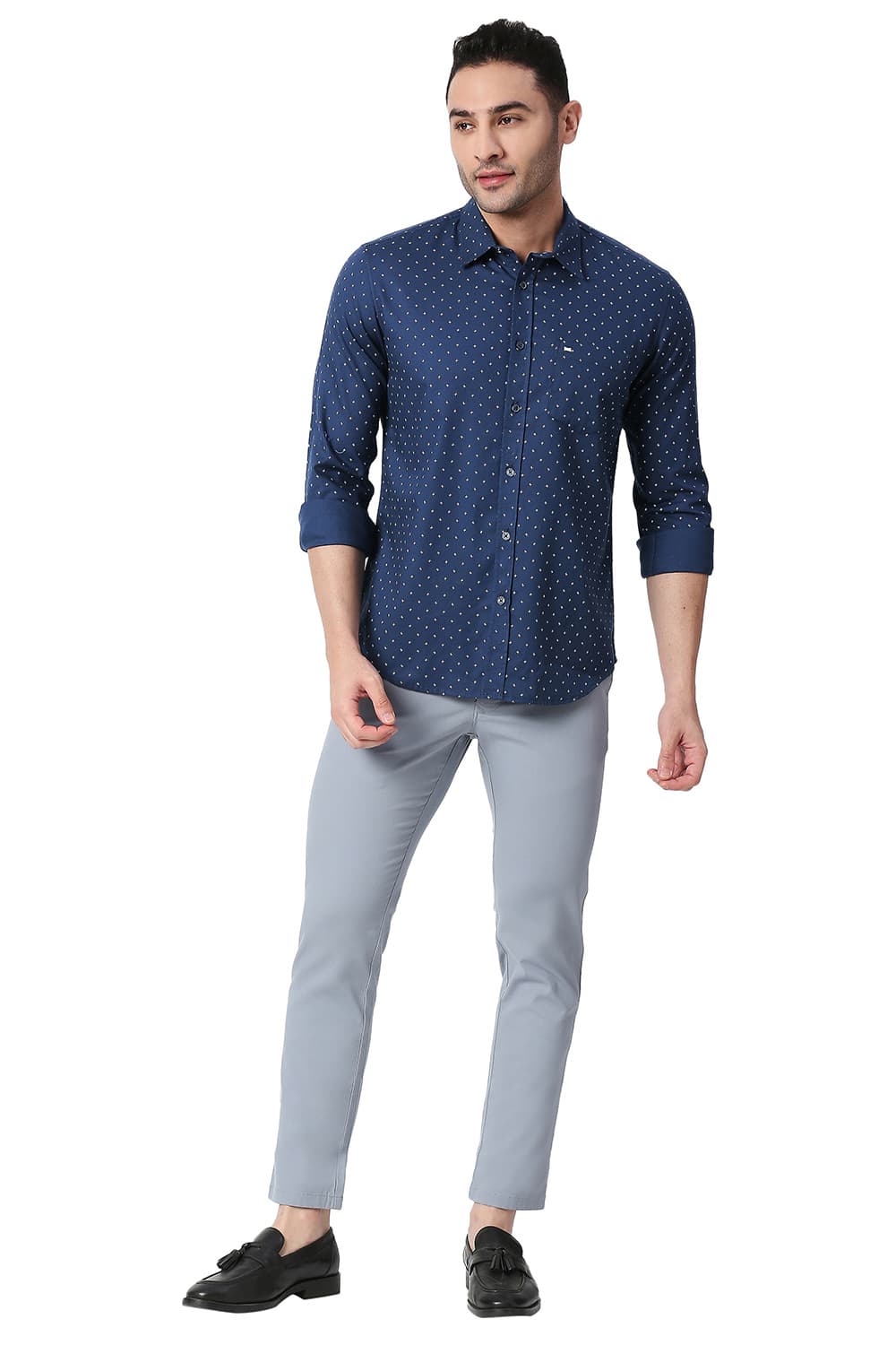 BASICS SLIM FIT COTTON DOBBY PRINTED SHIRT