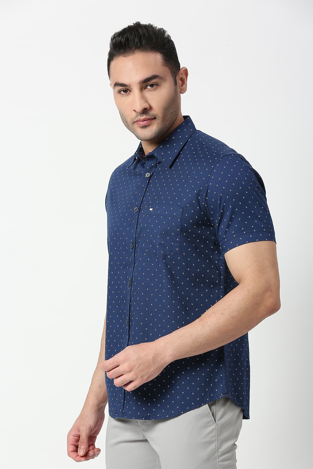 Slim Fit Cotton Dobby Printed Halfsleeves Shirt