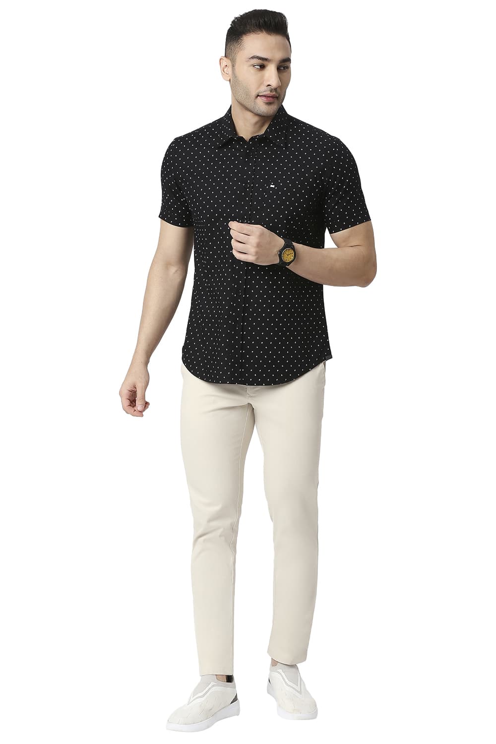 BASICS SLIM FIT COTTON DOBBY PRINTED HALFSLEEVES SHIRT