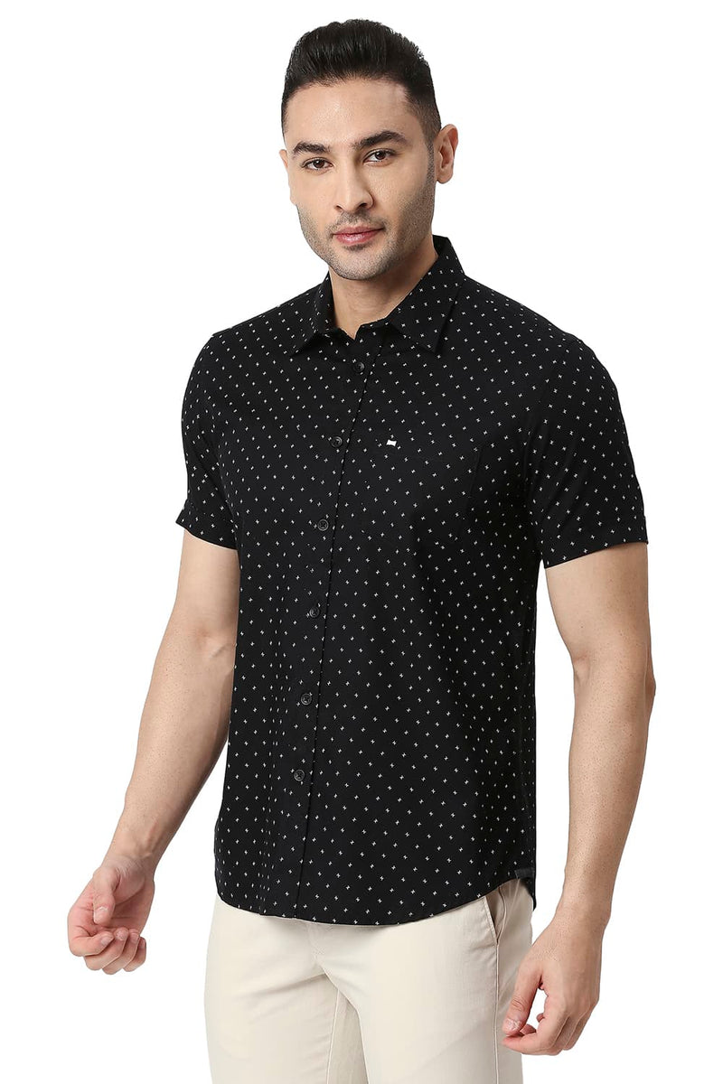 BASICS SLIM FIT COTTON DOBBY PRINTED HALFSLEEVES SHIRT