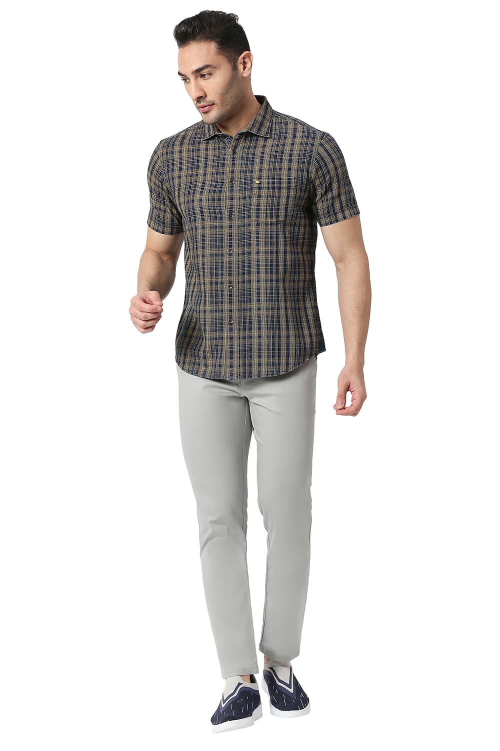 BASICS SLIM FIT COTTON INDIGO CHECKS HALFSLEEVES SHIRT