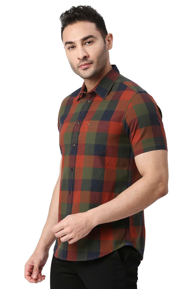 BASICS SLIM FIT COTTON TWILL CHECKS HALFSLEEVES SHIRT