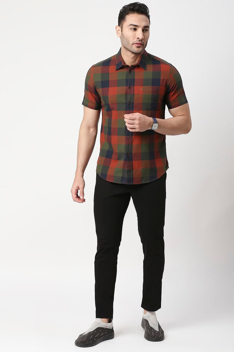 Slim Fit Cotton Twill Checks Halfsleeves Shirt