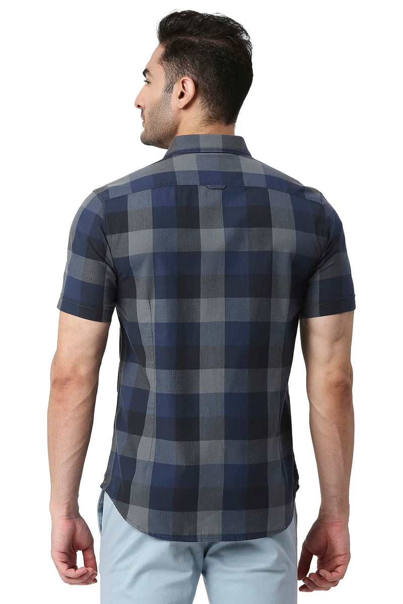 BASICS SLIM FIT COTTON TWILL CHECKS HALFSLEEVES SHIRT