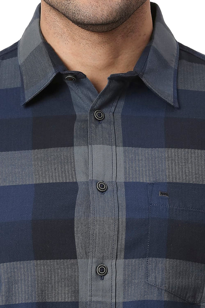 BASICS SLIM FIT COTTON TWILL CHECKS HALFSLEEVES SHIRT