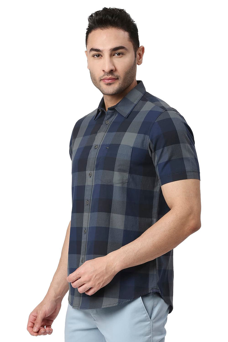 BASICS SLIM FIT COTTON TWILL CHECKS HALFSLEEVES SHIRT