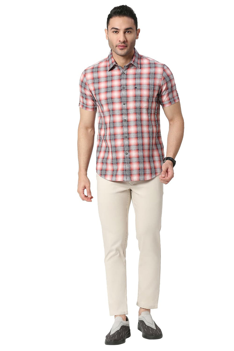 BASICS SLIM FIT COTTON TWILL CHECKS HALFSLEEVES SHIRT