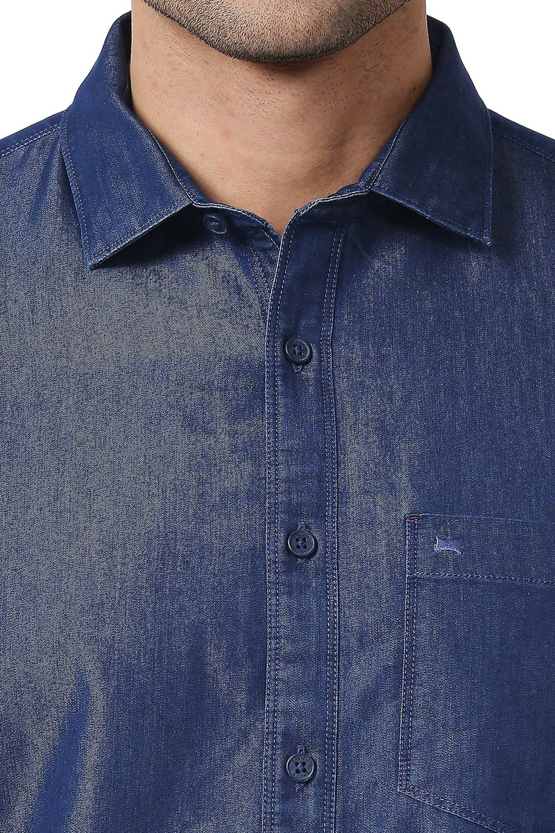 BASICS SLIM FIT COTTON POLYESTER INDIGO SHIRT