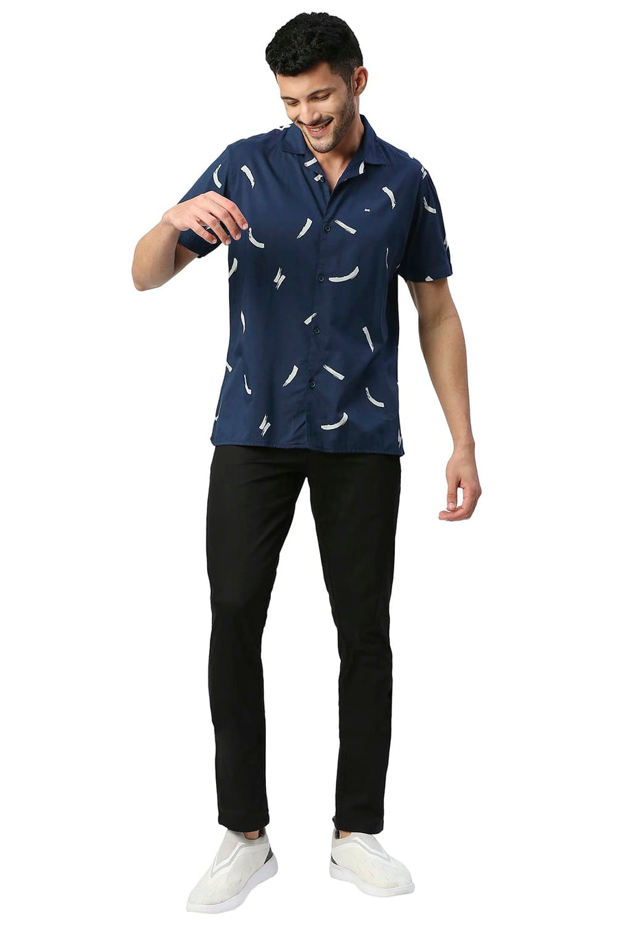 BASICS SLIM FIT TRUE NAVY COTTON VISCOSE PRINTED HALFSLEEVES SHIRT