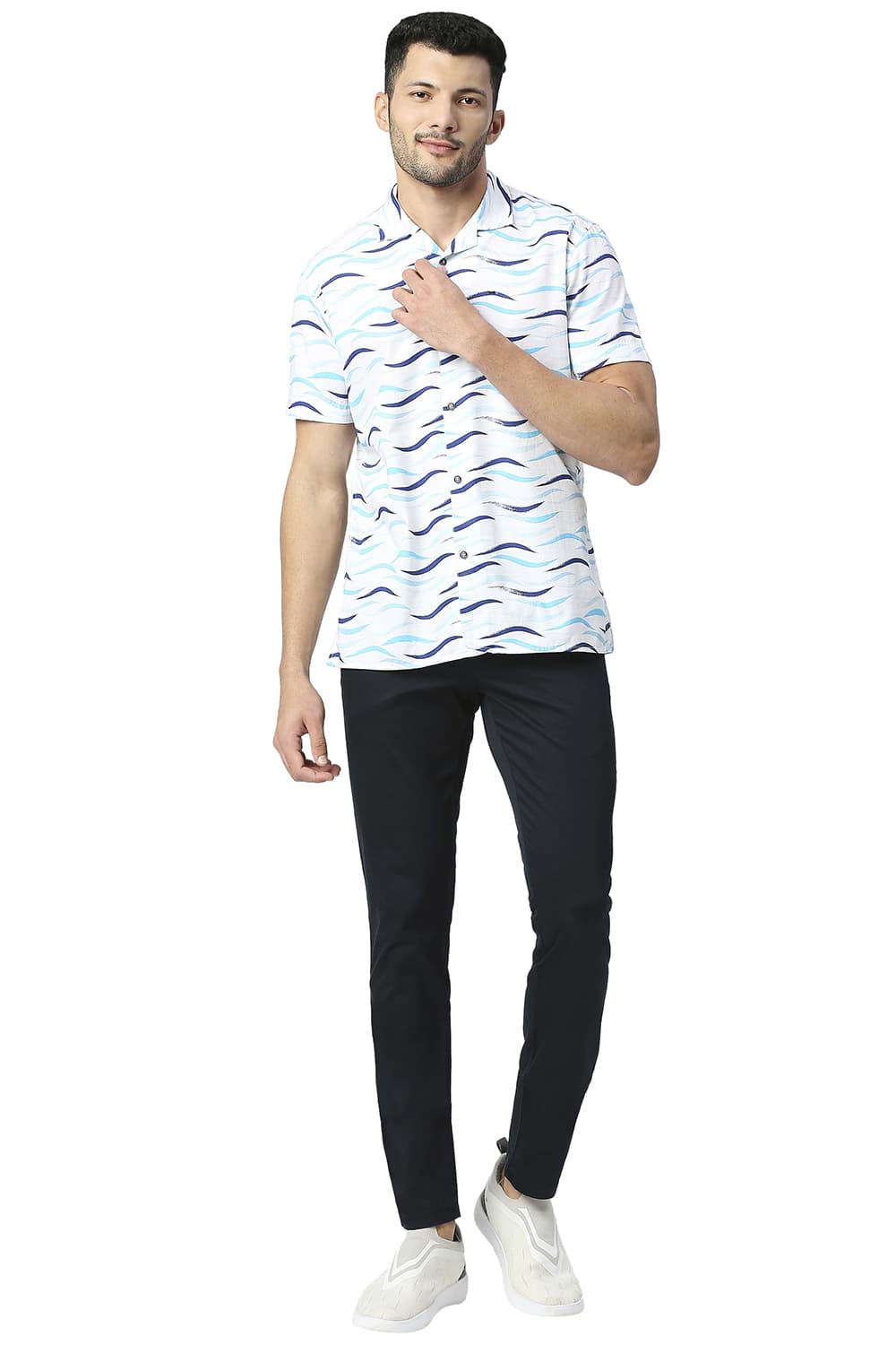 BASICS SLIM FIT COTTON SLUB PRINTED HALFSLEEVES SHIRT