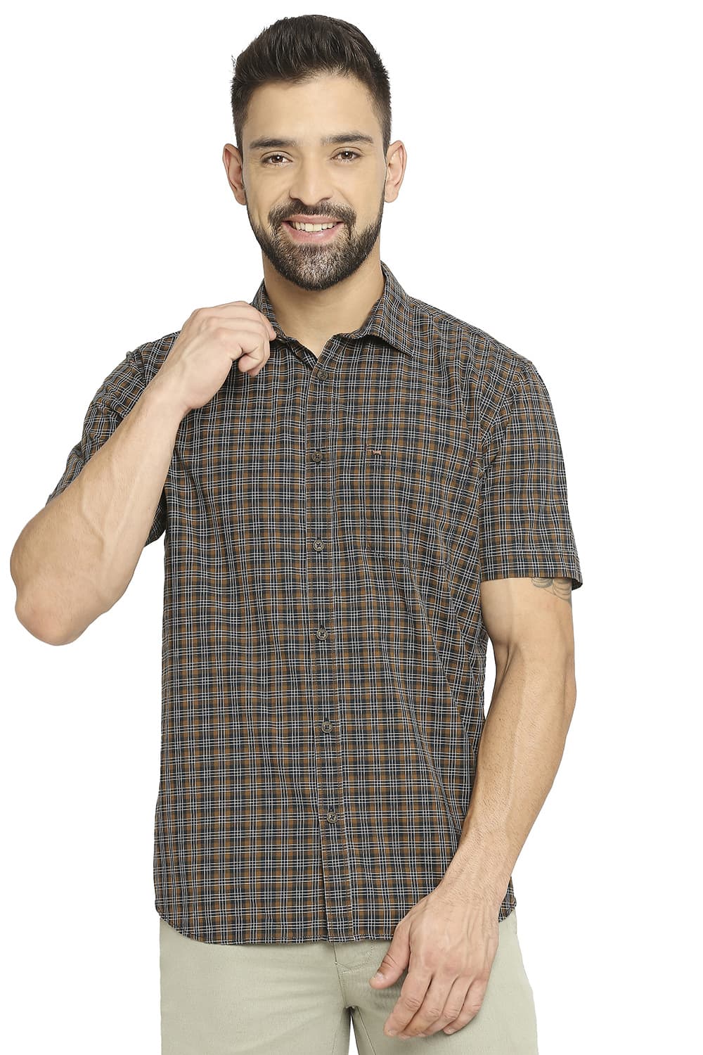 BASICS SLIM FIT COTTON CHECKS HALFSLEEVES SHIRT