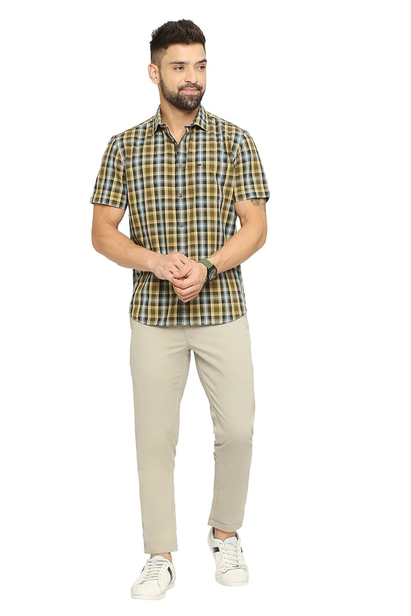 BASICS SLIM FIT COTTON CHECKS HALFSLEEVES SHIRT